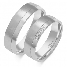 Obrączki srebrne SR31, 5 kamieni w damskiej Obrączki srebrne SR31, 5 kamieni w damskiej