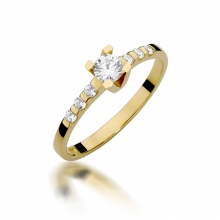 Złoty pierścionek zaręczynowy z brylantami 0.37ct BD368