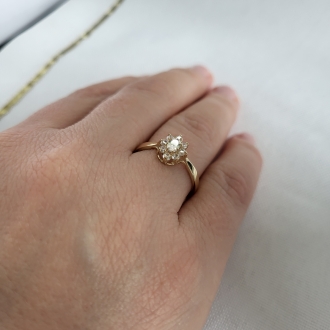 Złoty pierścionek z cyrkoniami Markiza PM006