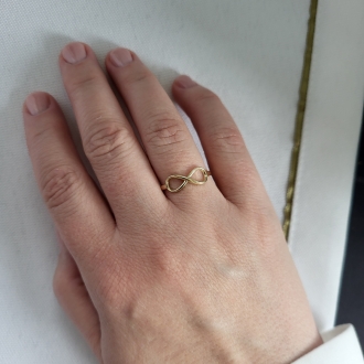 Złoty pierścionek w kształcie nieskończoności PM013