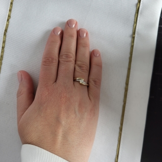 Złoty pierścionek z cyrkoniami PM023