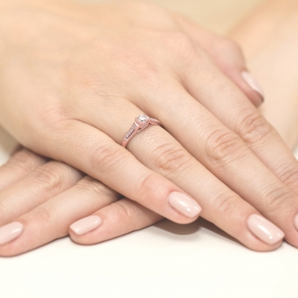 Pierścionek z różowego złota z brylantami 0.33ct BD16/R