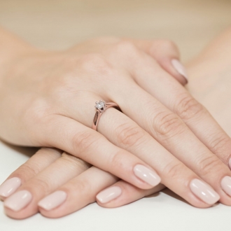 Pierścionek z różowego złota z brylantem 0.30ct BD220B/30/R