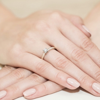 Pierścionek zaręczynowy z białego złota z brylantem 0.25ct BD221B/25/W