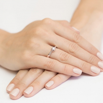 Pierścionek z różowego złota z brylantami 0.20ct BD291/R