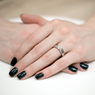 Pierścionek zaręczynowy z białego złota z brylantami 0.04ct BD314/W