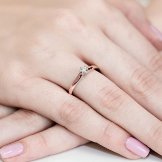Pierścionek z różowego złota z brylantem 0.20ct BD317/R