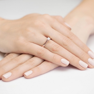 Pierścionek z różówego złota z brylantami 0.30ct BD341/R