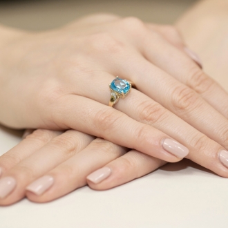 Pierścionek zaręczynowy z topazem i brylantami BD400