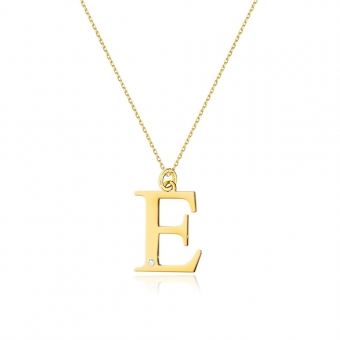 Złoty naszyjnik celebrytka mała literka E z brylantem CBD069E