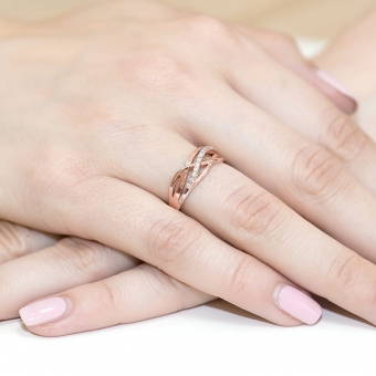 Pierścionek z różowego złota z brylantami 0.10ct BD157/R