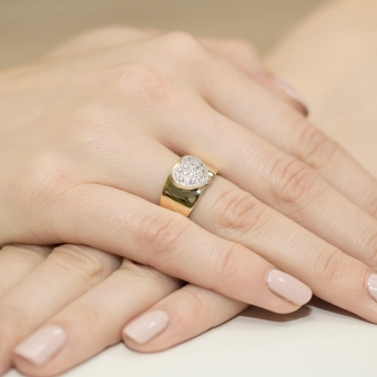 Złoty pierścionek zaręczynowy z brylantami 0.26ct BD352